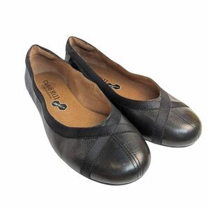 Cobb Hill Revchi black leather ribbon accent comfort flats womens 8 wide width